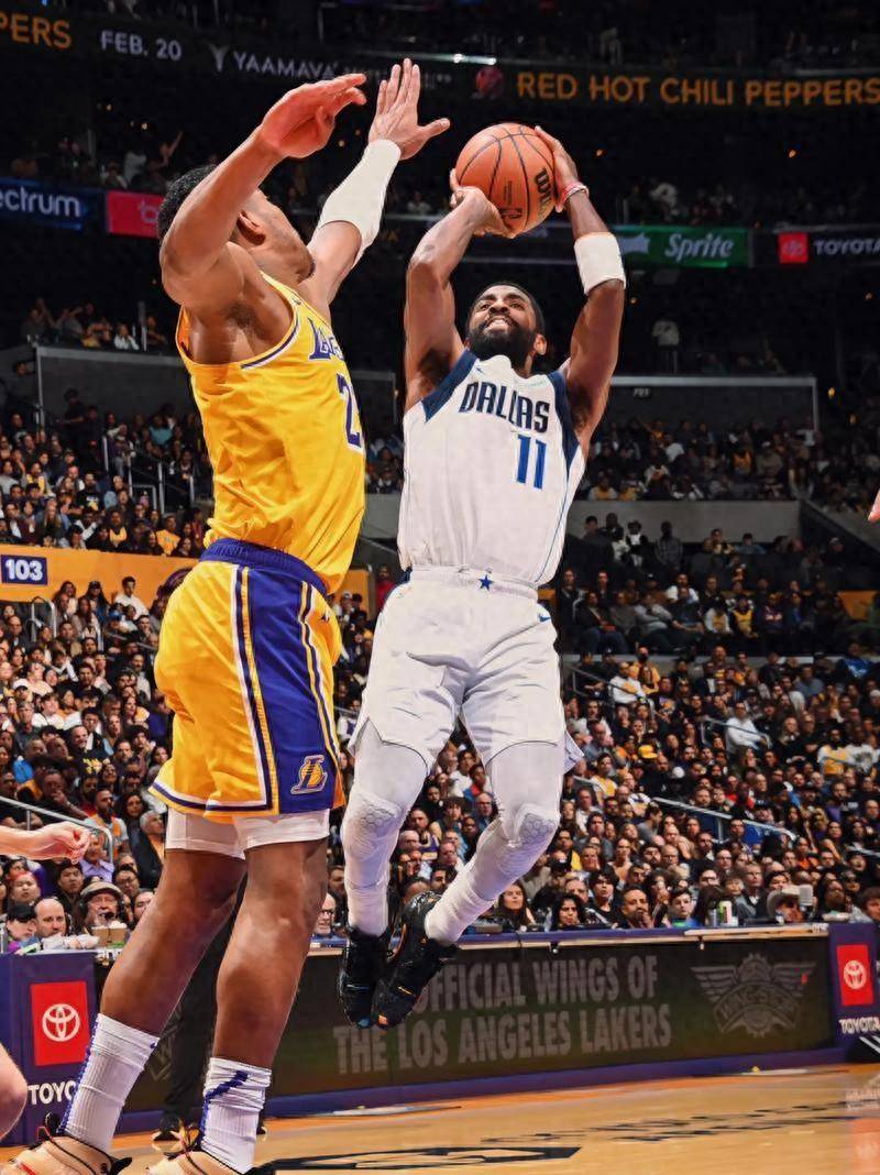 小牛大胜国王，主教练表示球队仍需努力