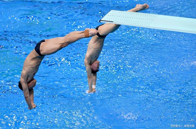 澳大利亚选手在跳水比赛中实力夺冠
