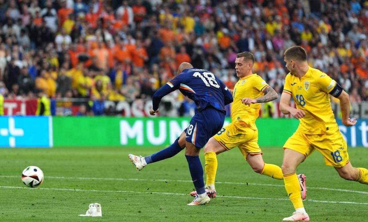 荷兰战胜奥地利，晋级前景高涨的简单介绍