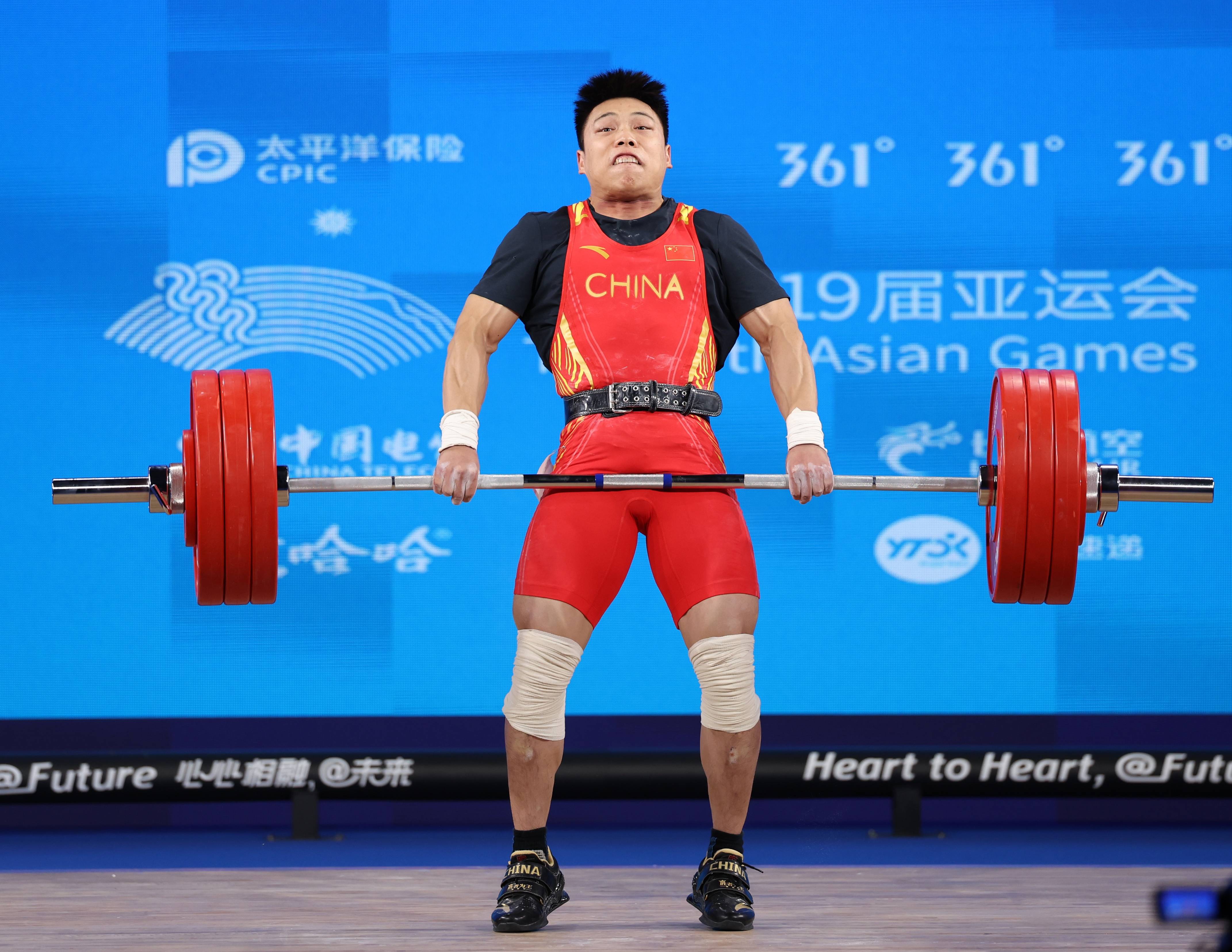 九游娱乐官方网站-关于葡萄牙男子举重选手力压群雄的信息