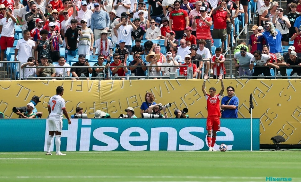 西班牙大胜瑞典，提前锁定小组头名