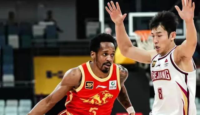 九游娱乐官方-广厦队继续高歌猛进，战胜山东队