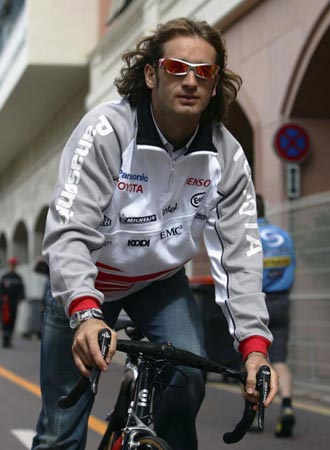 东南伊泽克尔加盟摩纳哥，球队备战工作加重