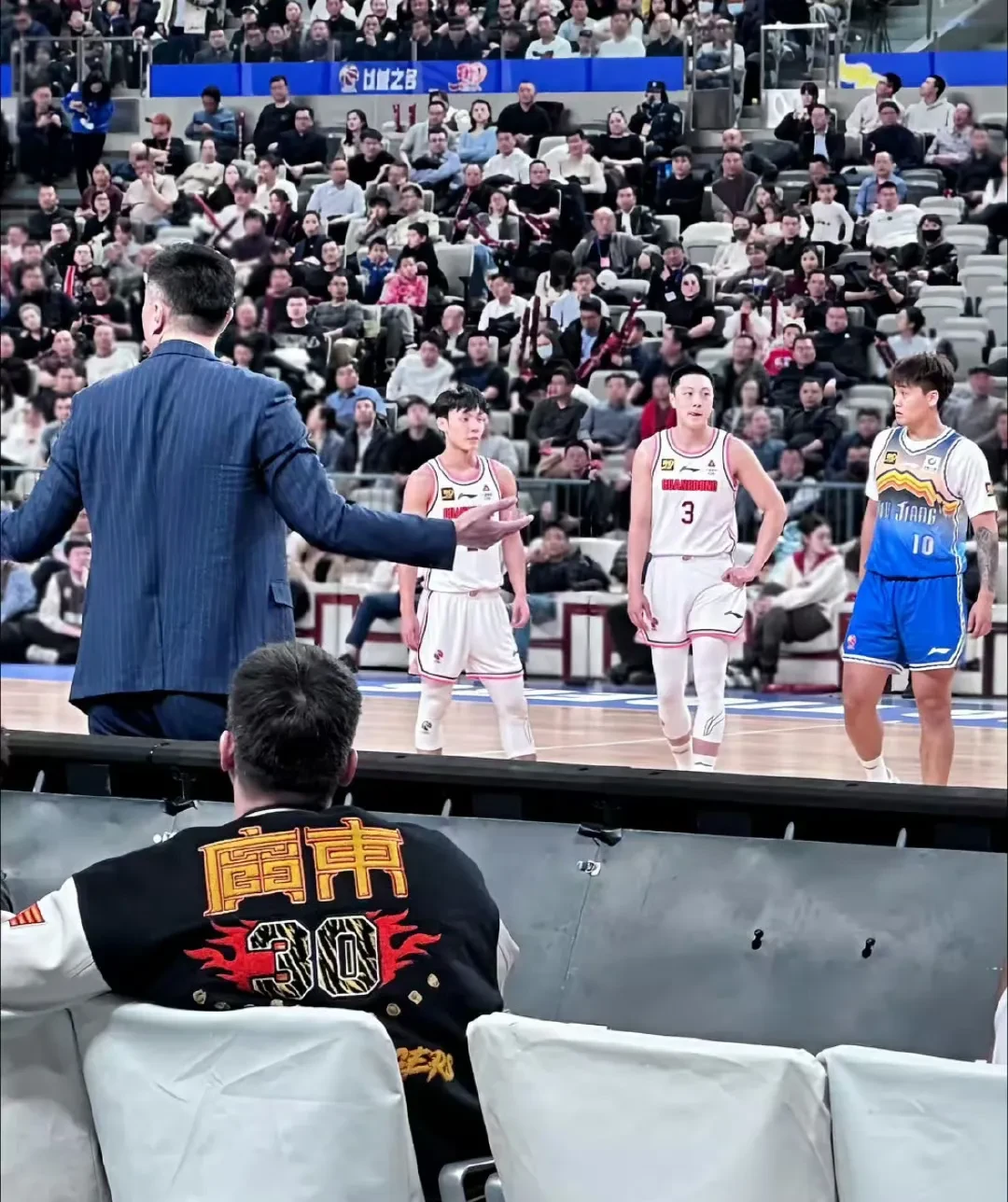 九游娱乐官方-广东宏远队巨星再现神迹，战胜对手