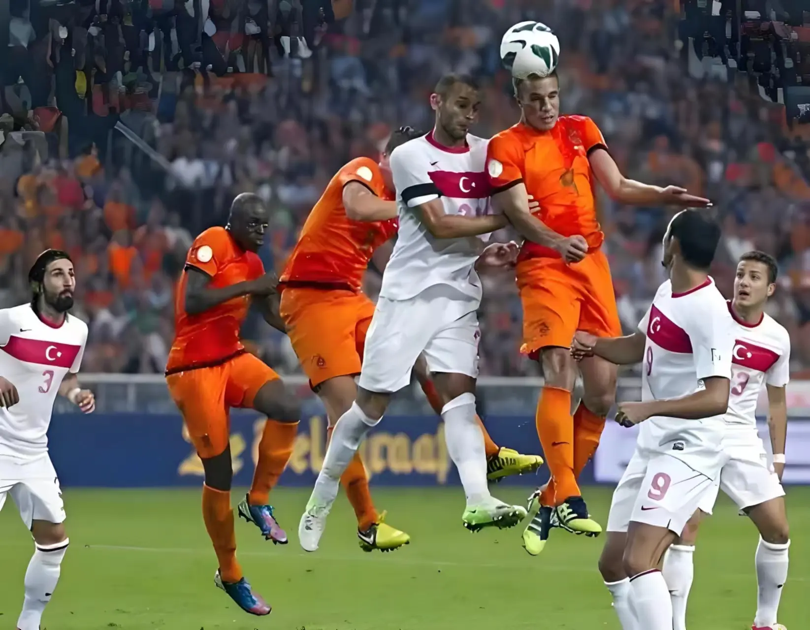 瞬间爆发，球队打破僵局夺得胜利的简单介绍