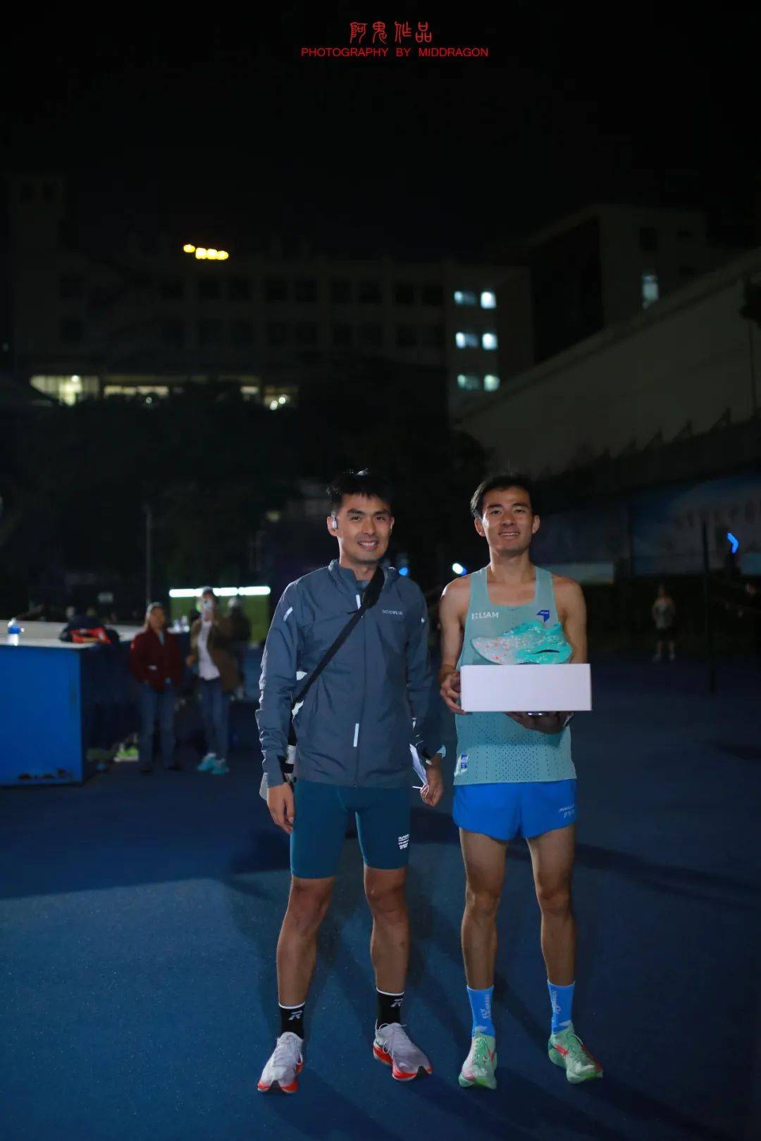 包含焕发活力！选手精心备战冲刺终点的词条