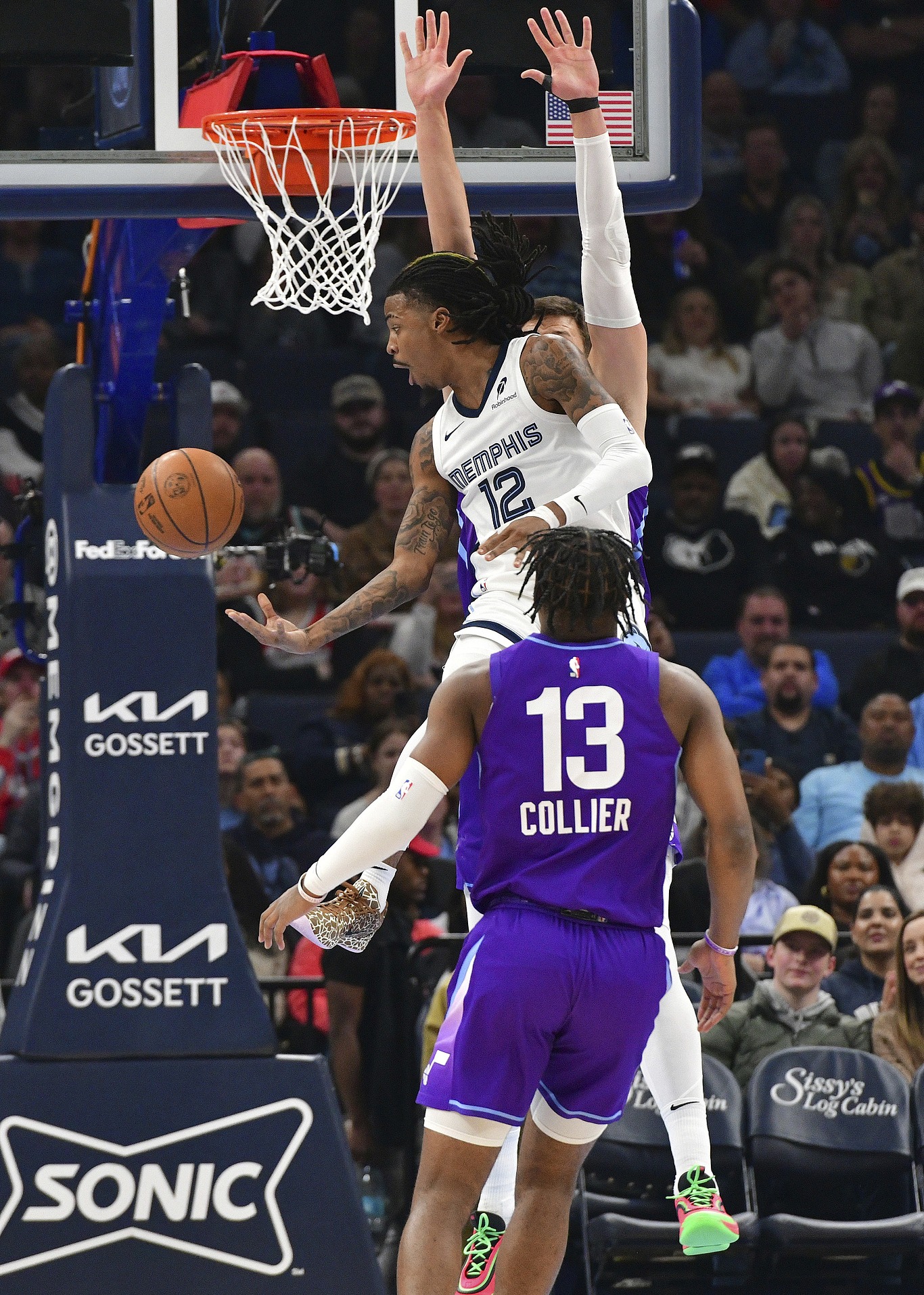 爵士客场力克灰熊,取得系列赛首胜 爵士客场力克灰熊,取得系列赛首胜