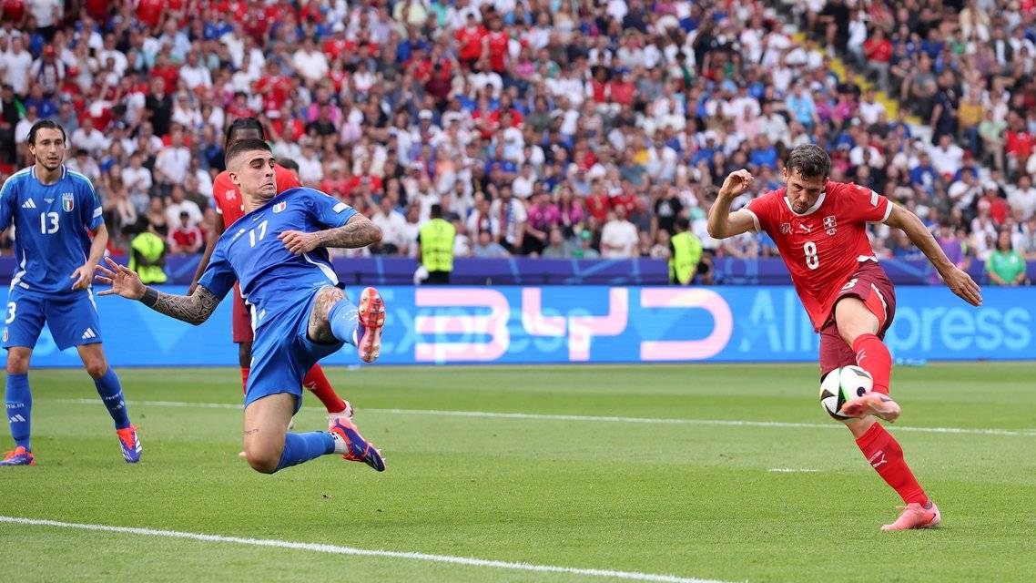 九游体育直播-意大利足球联赛的精彩瞬间值得期待!