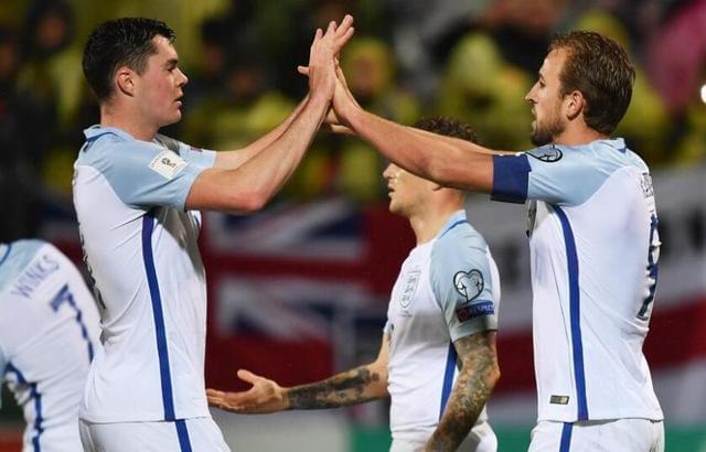 瑞士主场大胜立陶宛，登顶积分榜