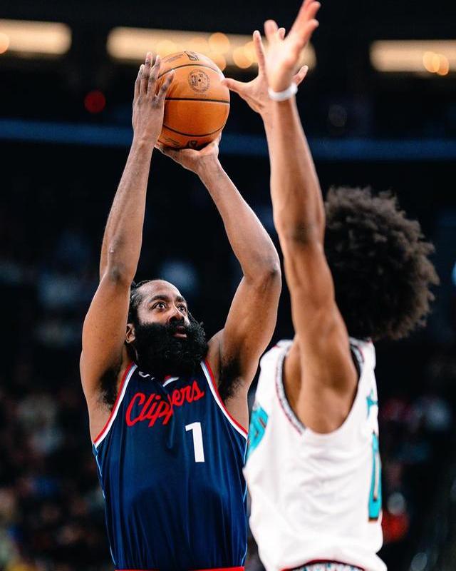 关于快船客场不敌爵士结束五连胜的信息