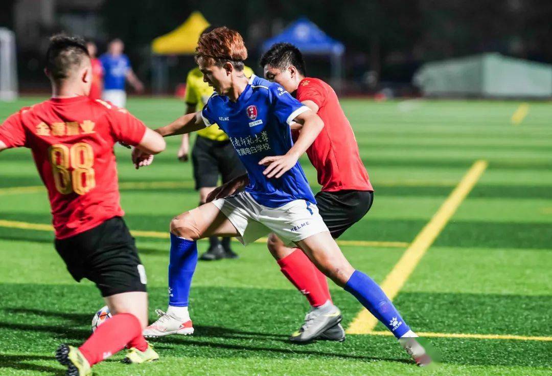 九游VIP-包含巴中文豪大胜太原金服，实现四连胜的词条